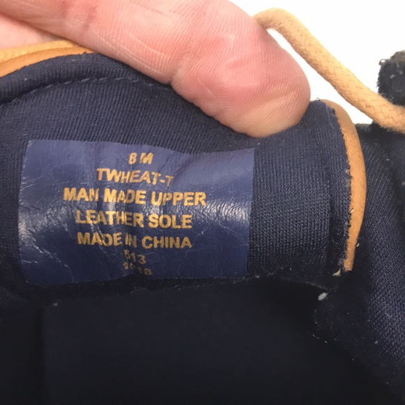 Tommy Hilfiger “duck” boot - Picture 9 of 9